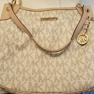 Michael Kors Jet Set Large Crossbody Vanilla